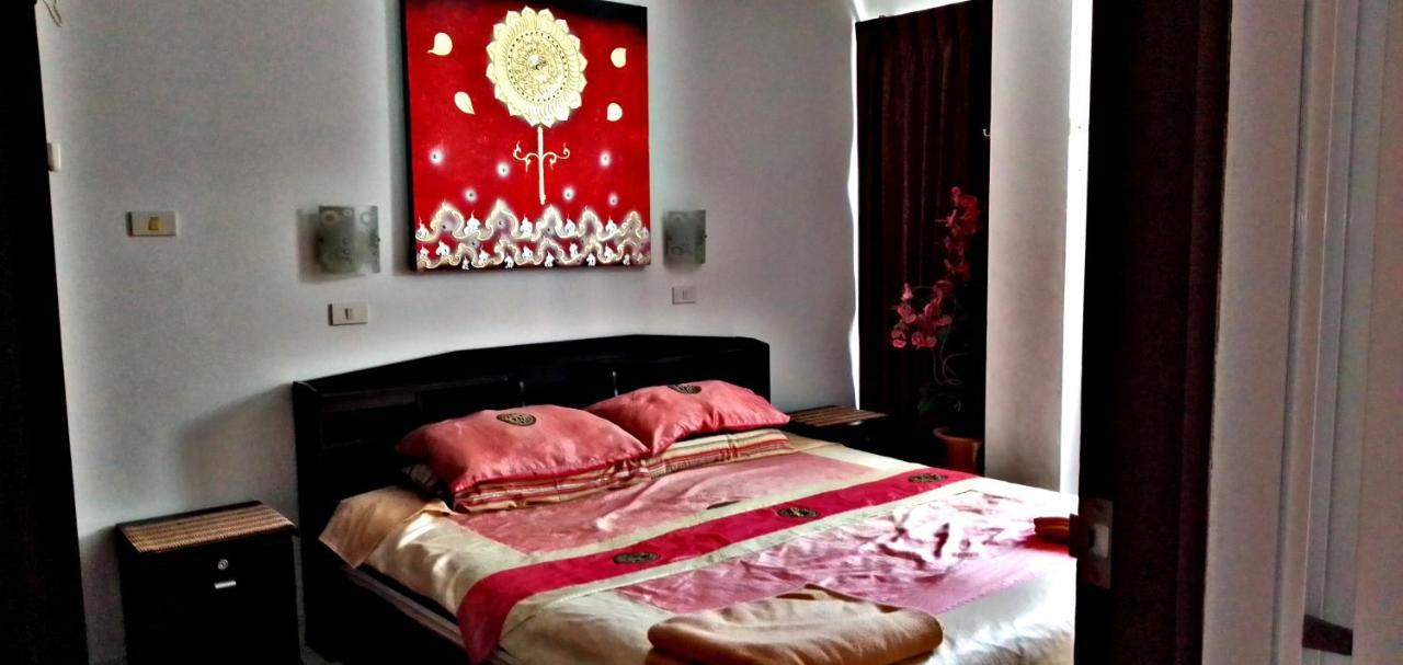 Neo Condo อพาร์ตเมนต์สองห้องนอน Pattaya Exteriör bild