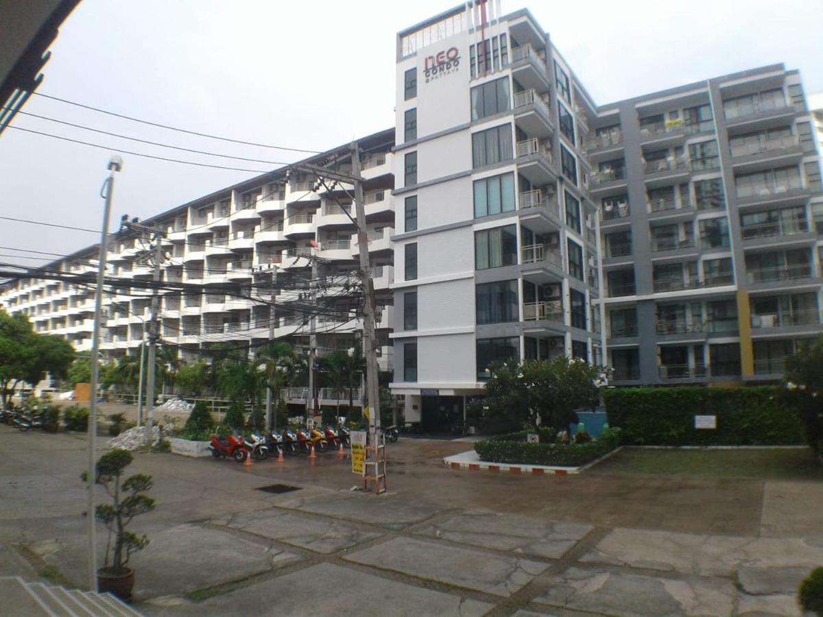 Neo Condo อพาร์ตเมนต์สองห้องนอน Pattaya Exteriör bild